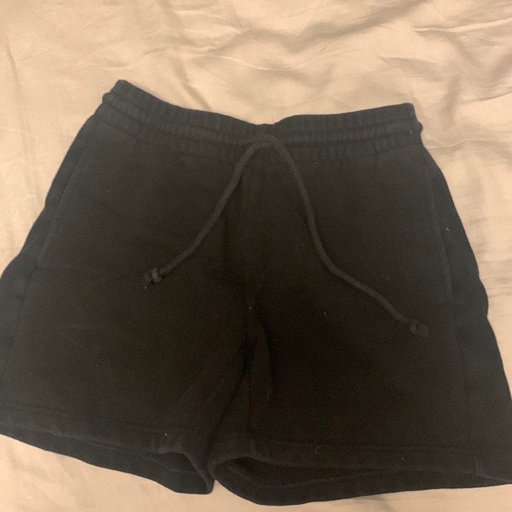Aritzia shorts